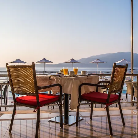 Отель Odyssey Hotel & Spa 4*