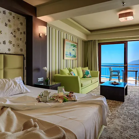 Odyssey Hotel & Spa Айя-Евфимия