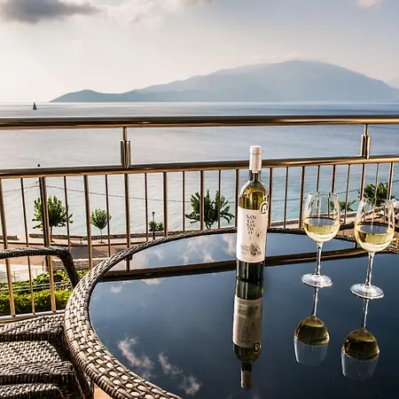 Отель Odyssey Hotel & Spa Айя-Евфимия